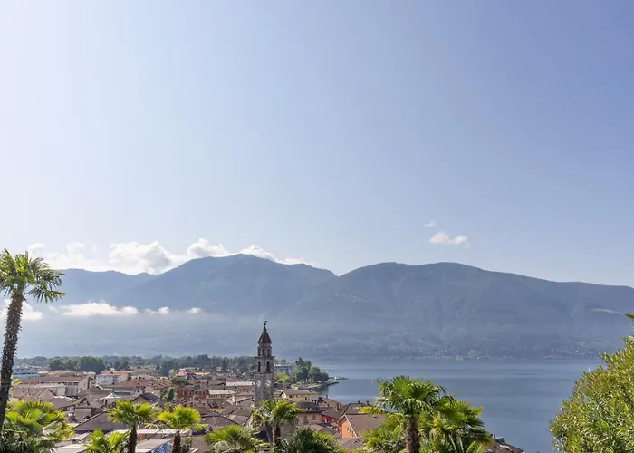 View Including Parking Apartman Ascona